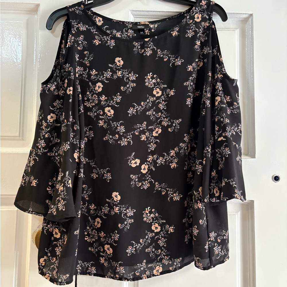 Black Floral Shoulder Top